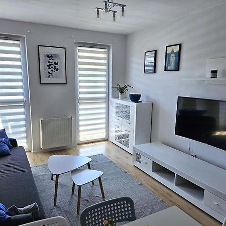 Mieszkanie 6-Osobowe Krakow Przy Plywajacych Basenach Zakrzowek Ngoại thất bức ảnh